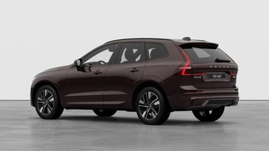 New 2026 Volvo XC60 B5 Plus SUV
