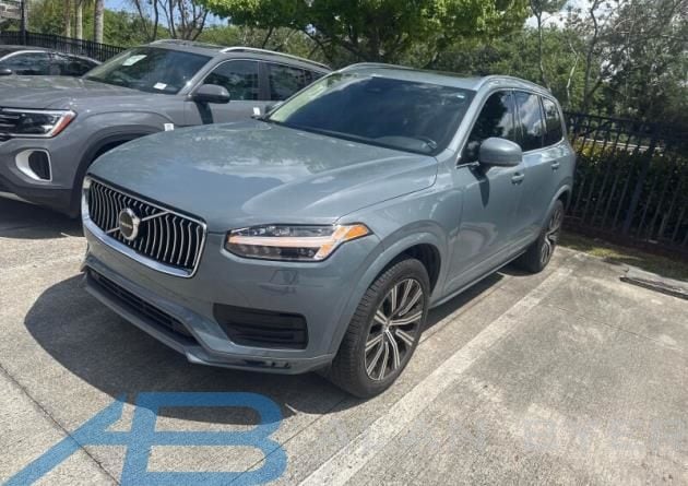 2023 Volvo XC90 B5 Core 4WD's photo
