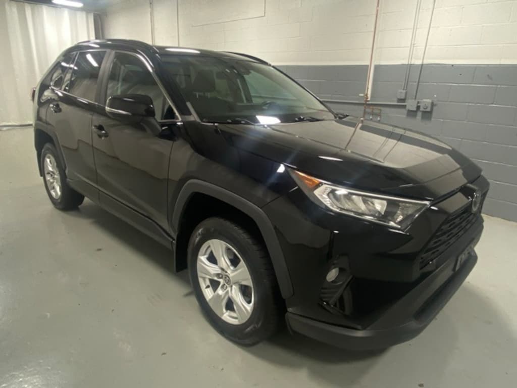 Used 2021 Toyota RAV4 XLE SUV