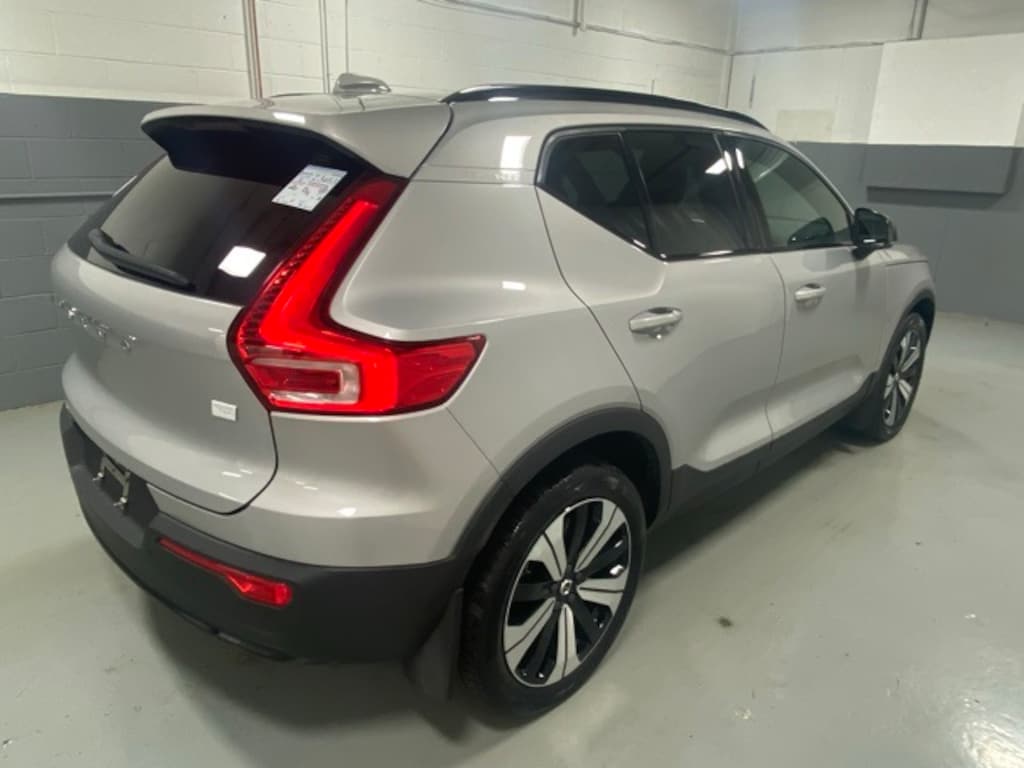 Certified 2023 Volvo XC40 Recharge Pure Electric Twin Core SUV
