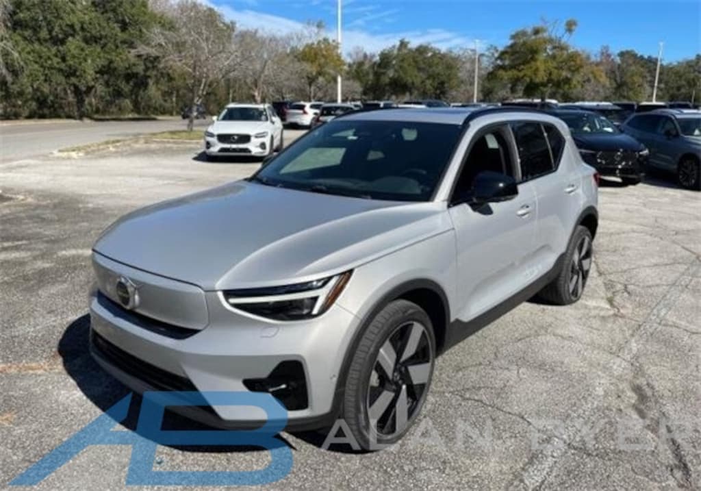 Used 2023 Volvo XC40 Recharge Pure Electric Ultimate SUV