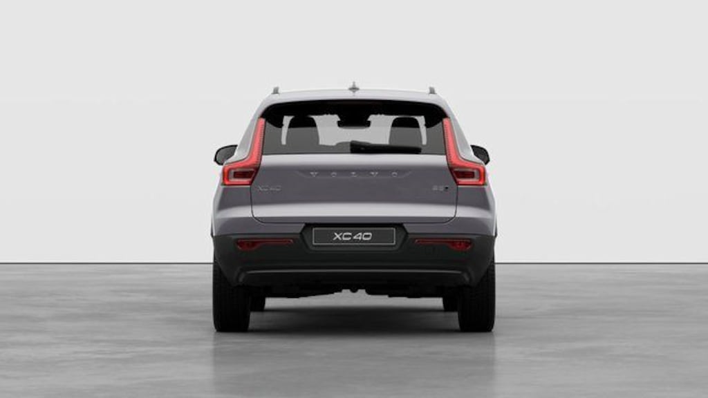 New 2026 Volvo XC40 B5 Plus SUV