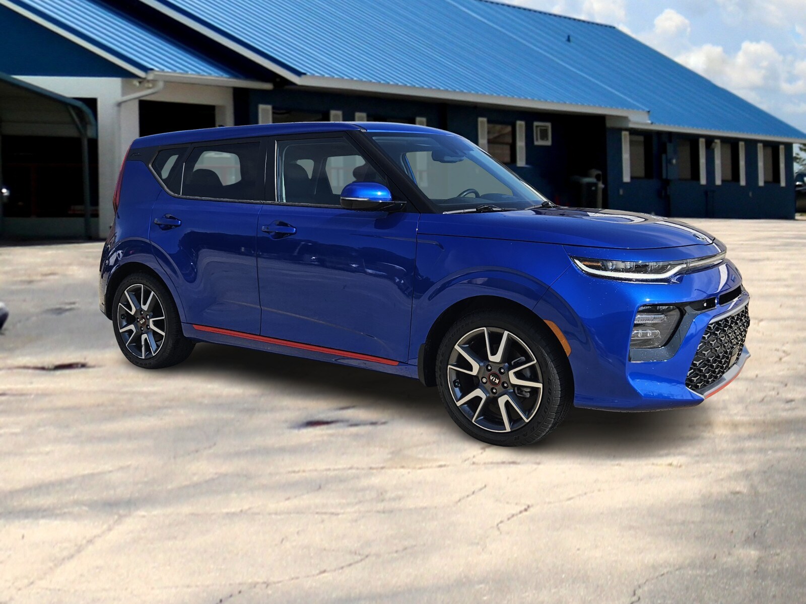 2021 Kia Soul GT-Line Turbo photo 2