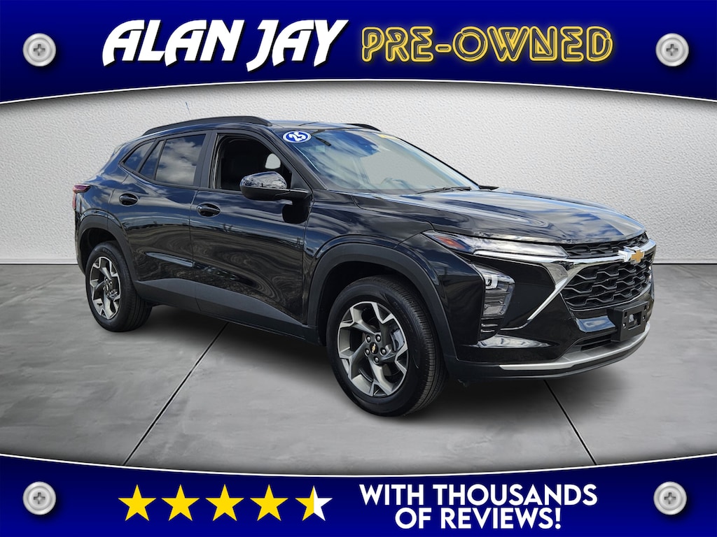 Used 2025 Chevrolet Trax FWD 4DR LT SUV