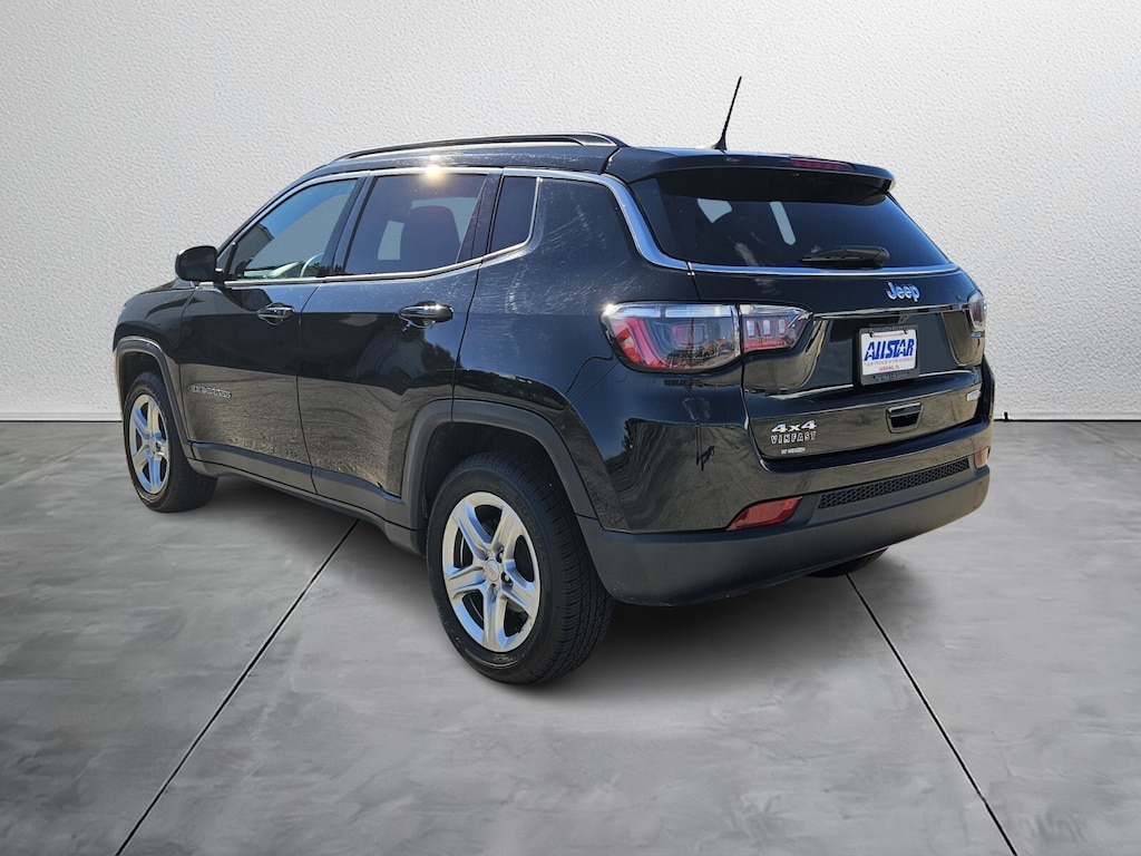 Used 2024 Jeep Compass Latitude SUV