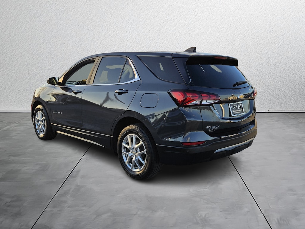 Used 2022 Chevrolet Equinox FWD 4DR LT W/2FL SUV