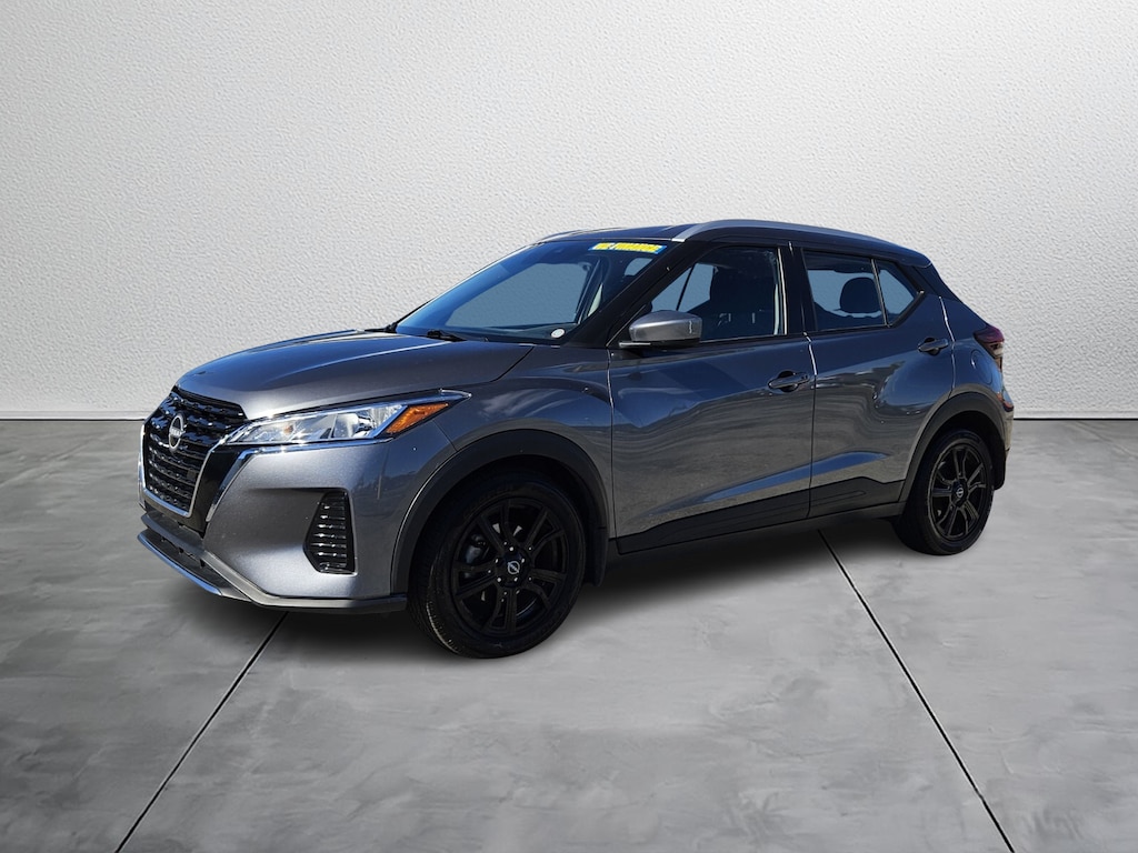 Used 2023 Nissan Kicks SV FWD SUV