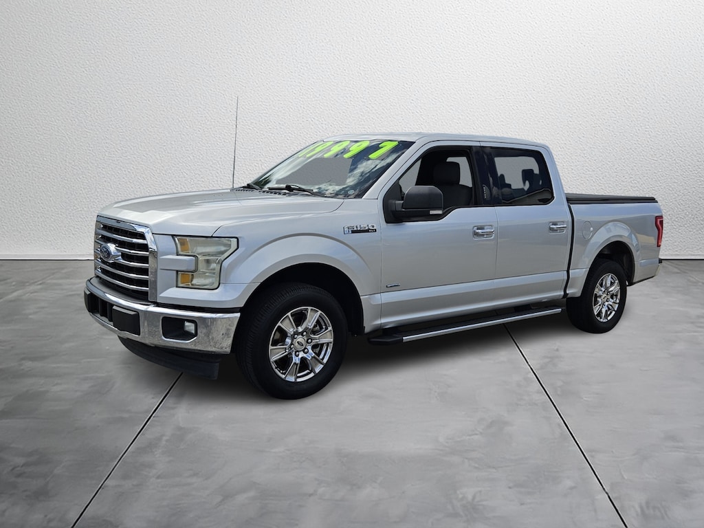 Used 2017 Ford F-150 XLT 2WD Supercrew 5.5 BOX Truck SuperCrew Cab