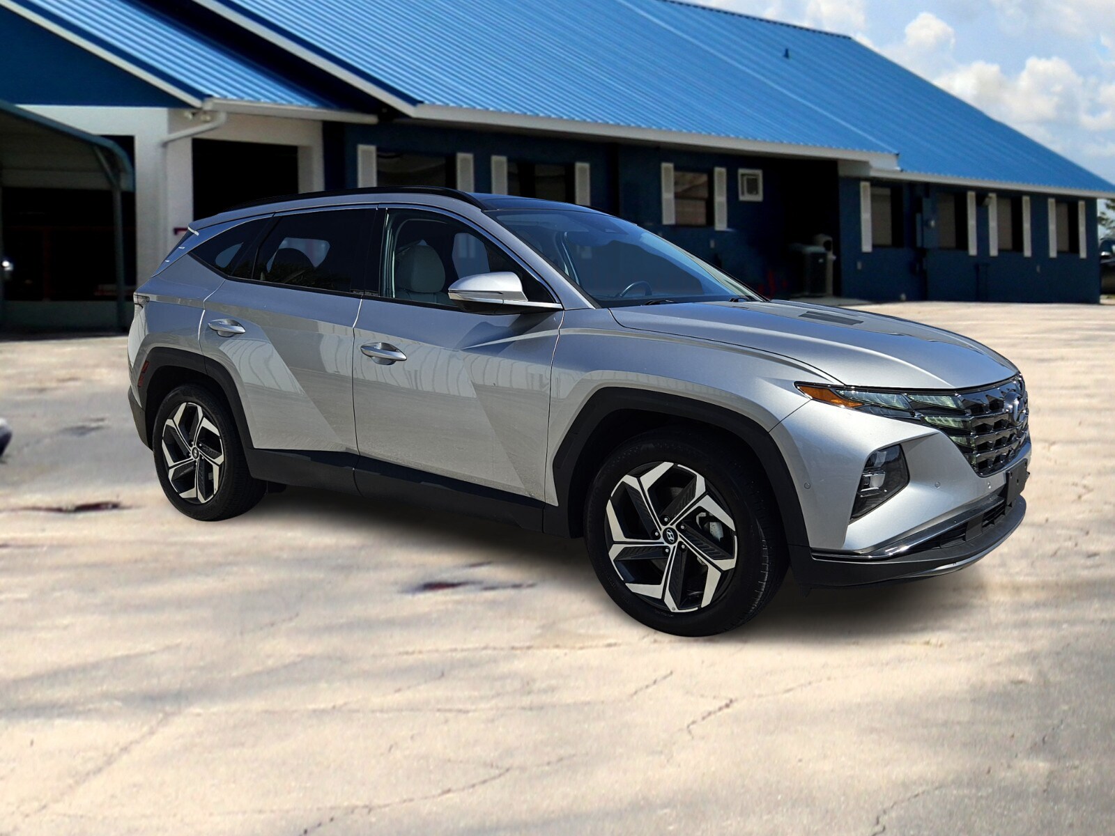 2024 Hyundai Tucson Limited photo 2