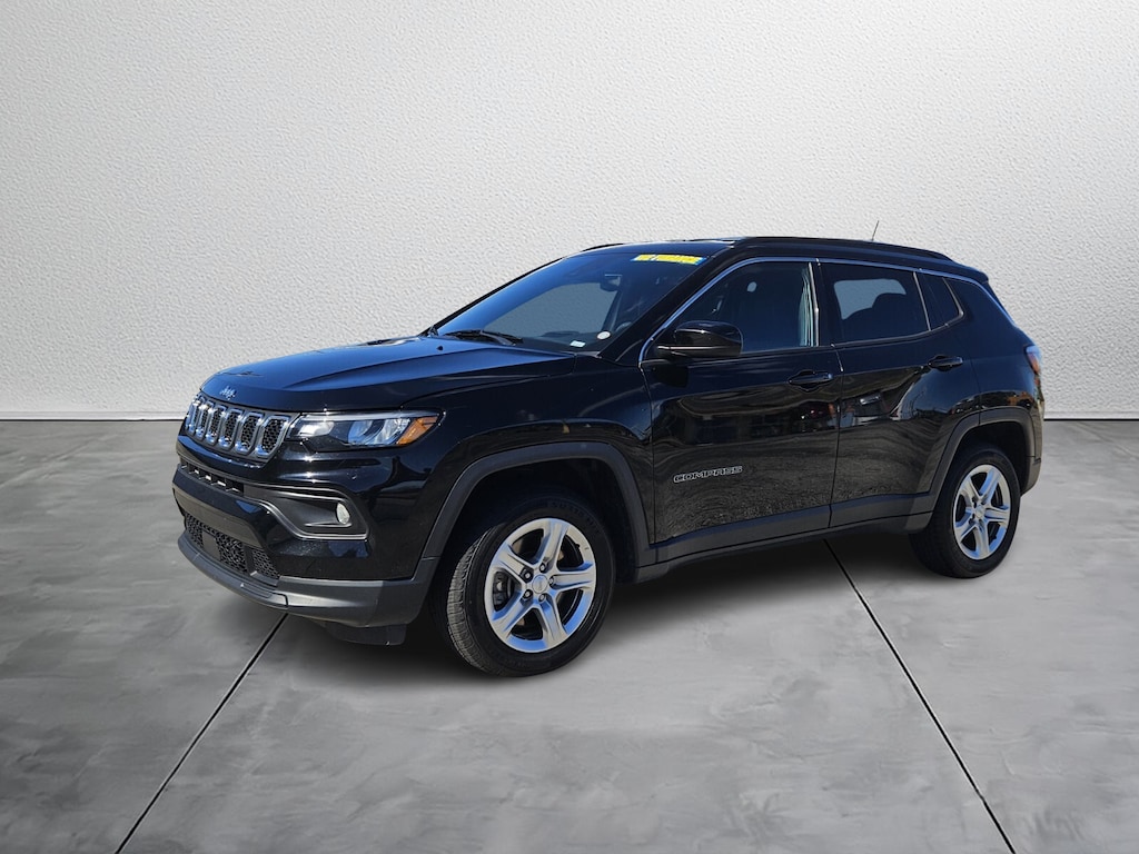Used 2024 Jeep Compass Latitude SUV