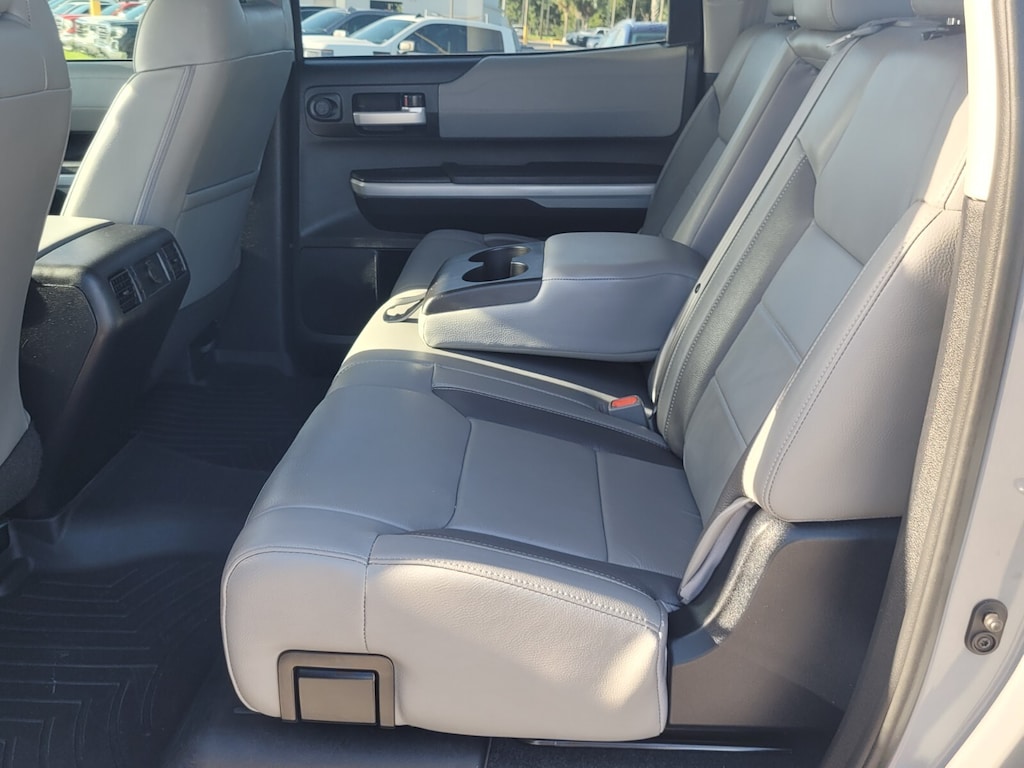 Used 2018 Toyota Tundra Limited Crewmax 5.5 BED 5.7L FFV Truck CrewMax