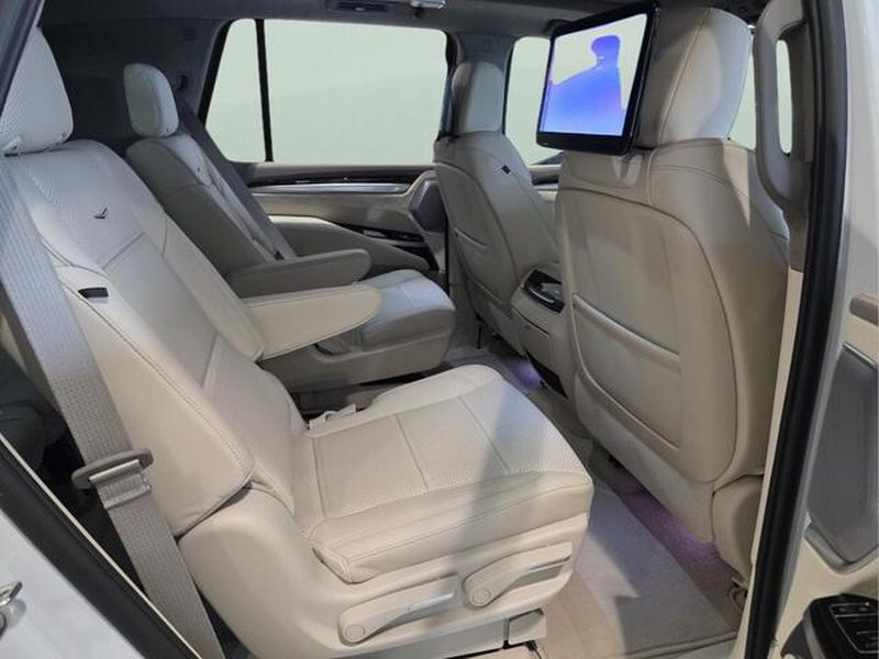 2026 Cadillac Escalade Platinum Luxury - Photo 22