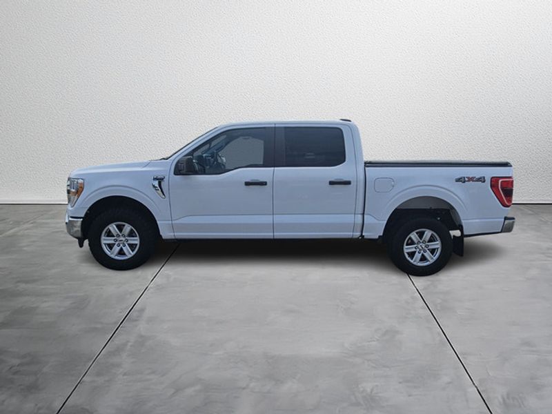 2021 Ford F-150 XLT photo 2