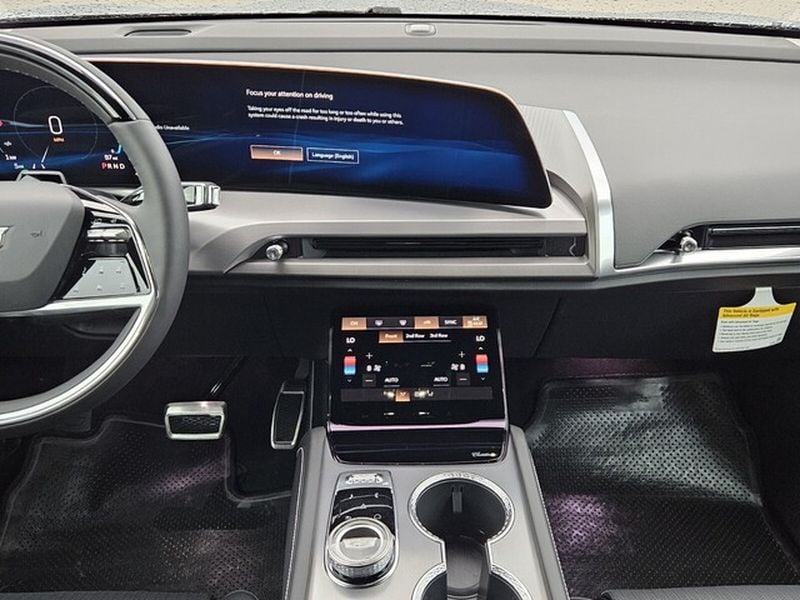 2026 Cadillac VISTIQ Sport - Photo 17