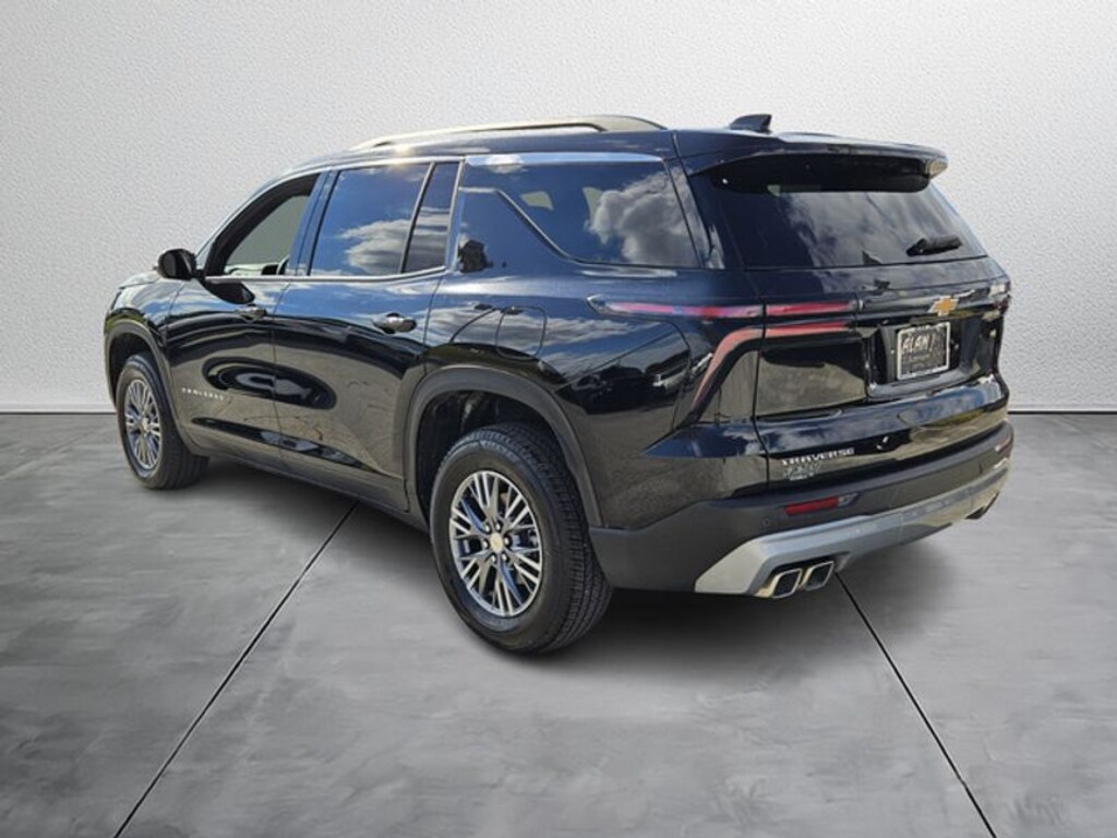 Certified 2025 Chevrolet Traverse LT SUV