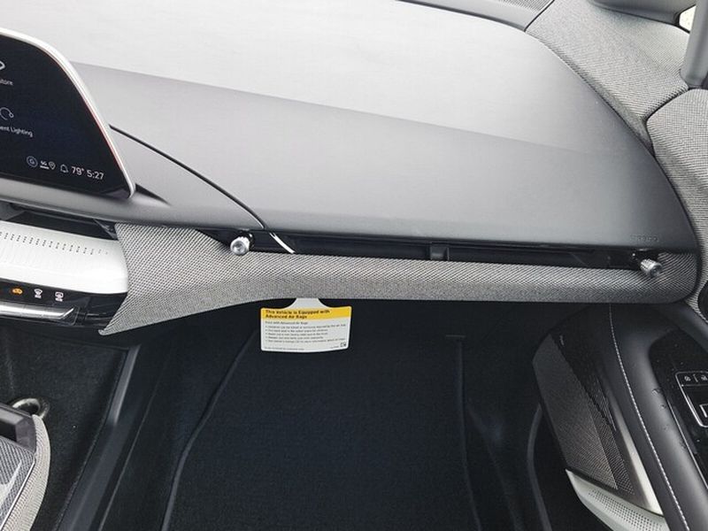 2025 Cadillac OPTIQ Sport 2 - Photo 20