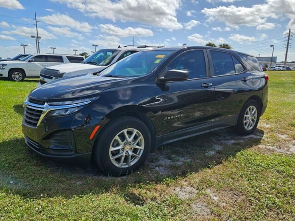 Used 2023 Chevrolet Equinox LS SUV