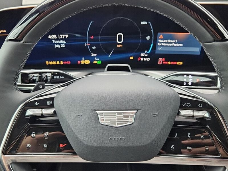 2026 Cadillac VISTIQ Sport - Photo 14