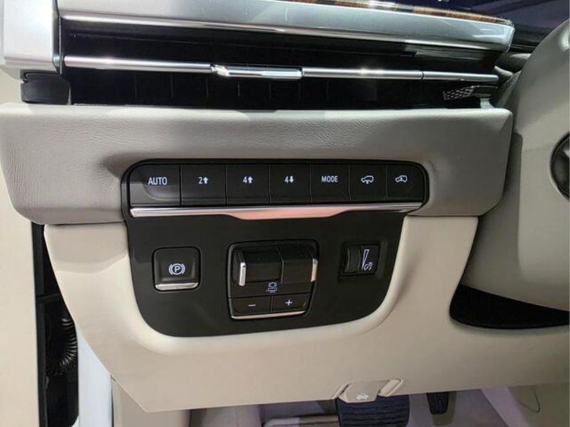 2026 Cadillac Escalade Platinum Luxury - Photo 38