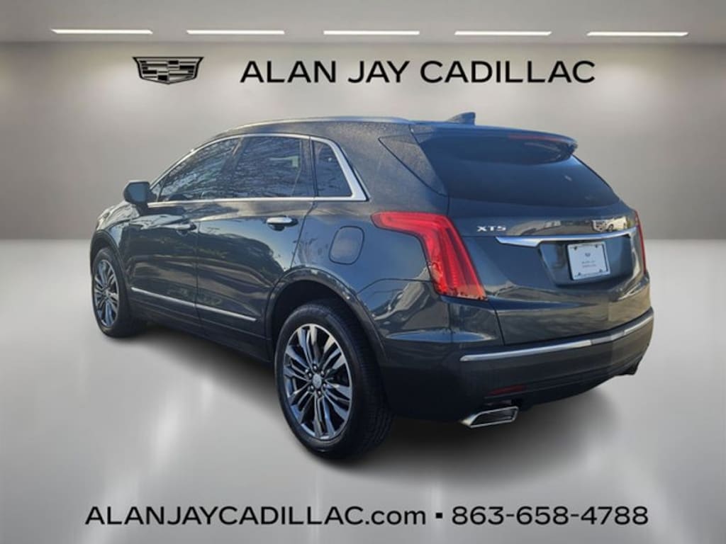 Used 2019 CADILLAC XT5 Luxury FWD SUV
