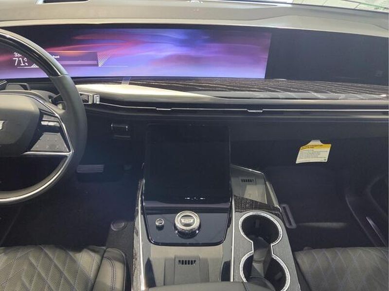 2026 Cadillac Escalade IQL Sport - Photo 16