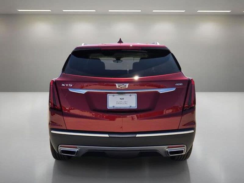 2026 Cadillac XT5 Premium Luxury - Photo 4