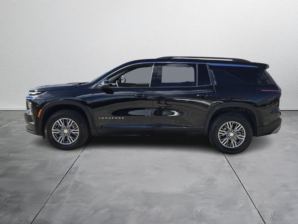 Certified 2025 Chevrolet Traverse LT SUV