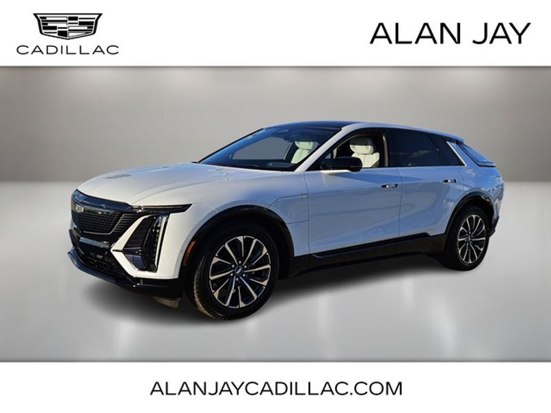 2026 Cadillac LYRIQ Premium Sport's photo