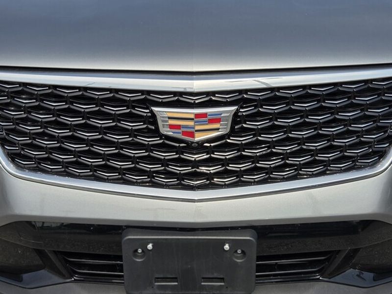 2025 Cadillac XT4 Premium Luxury - Photo 9