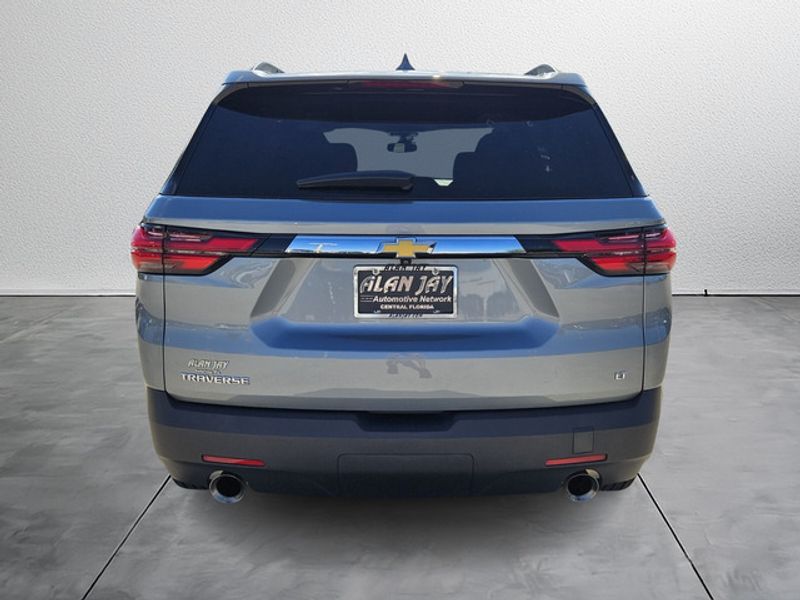 2023 Chevrolet Traverse Cloth photo 4