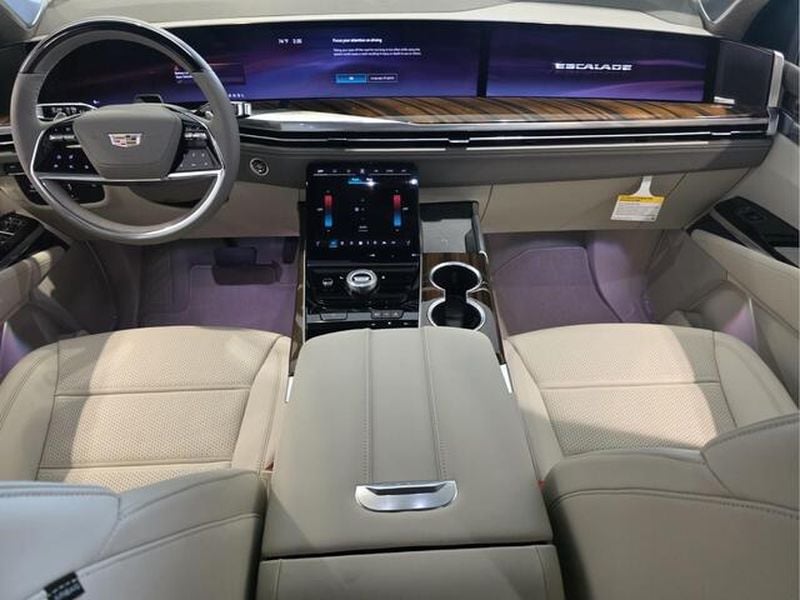 2026 Cadillac Escalade Platinum Luxury - Photo 20