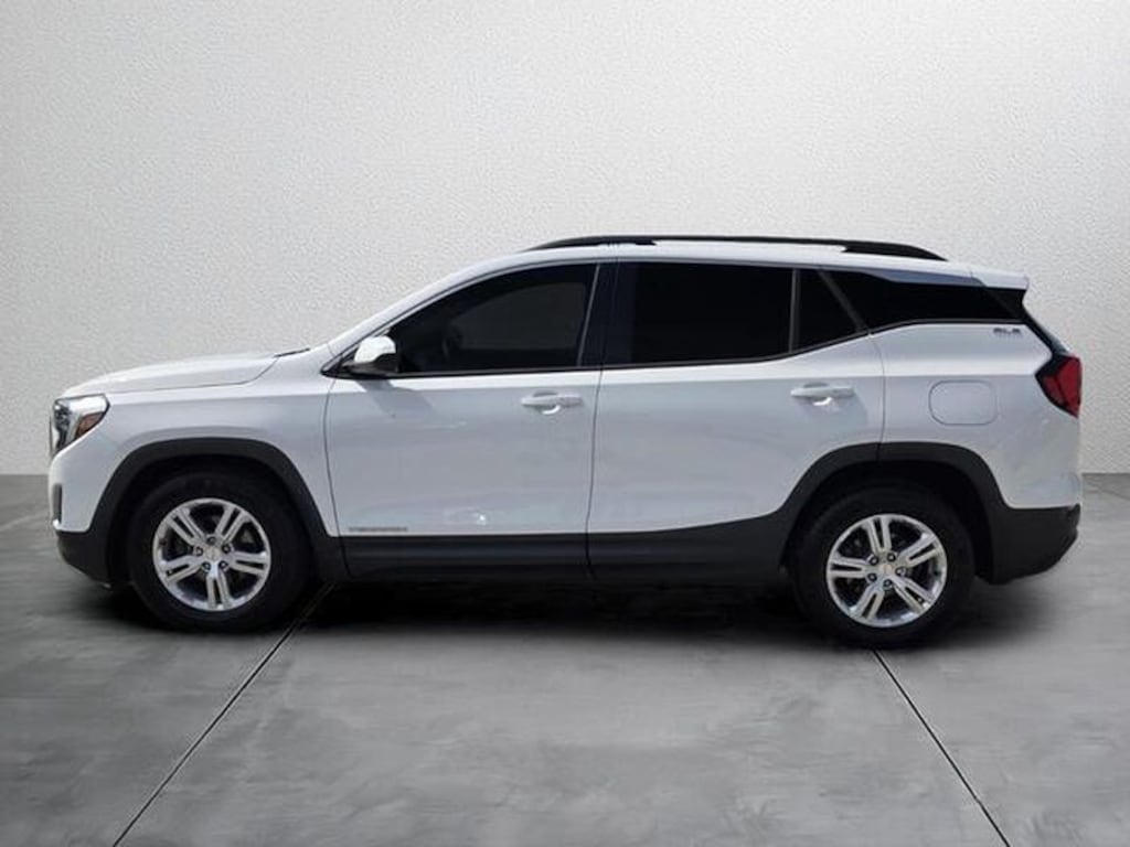 Used 2020 GMC Terrain SLE SUV