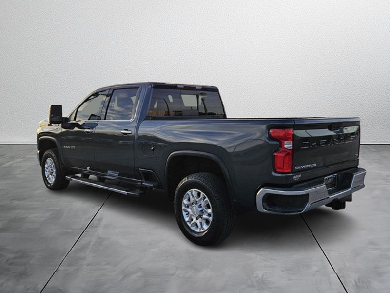2020 Chevrolet Silverado 2500HD LTZ photo 3