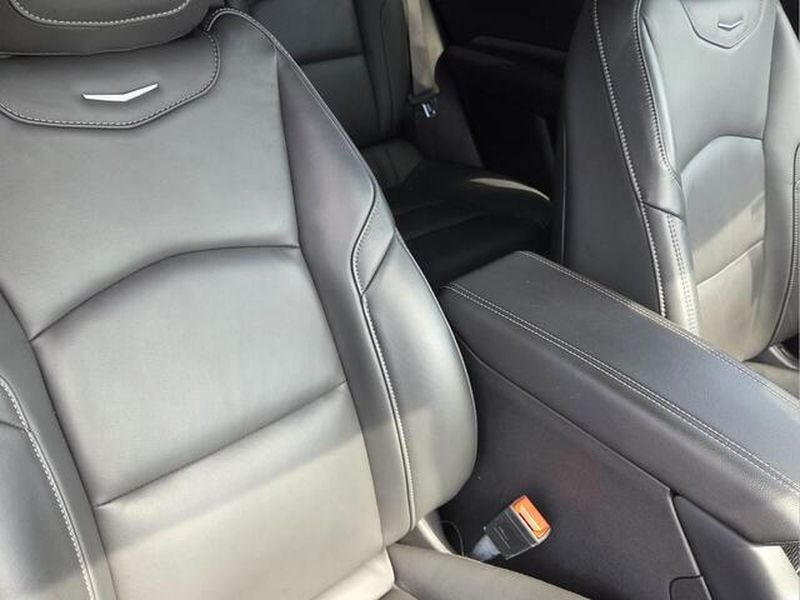 2025 Cadillac XT4 Premium Luxury - Photo 18