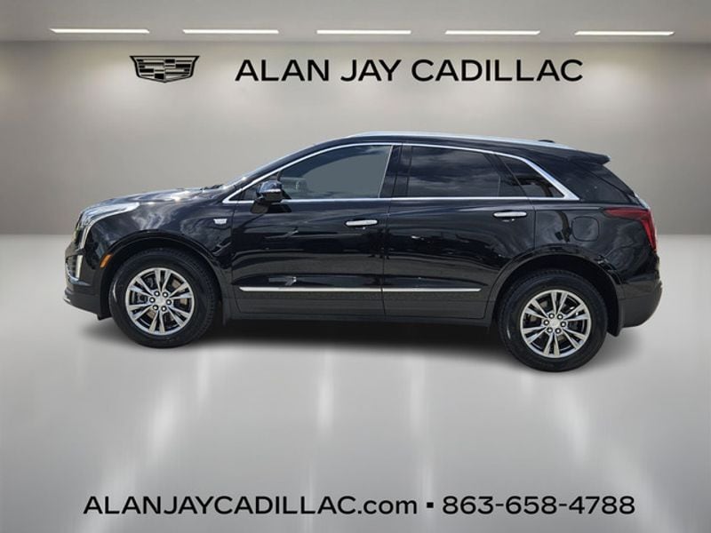 2021 Cadillac XT5 Premium Luxury photo 2
