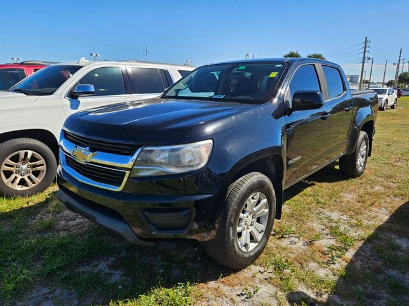 2019 Chevrolet Colorado LT photo 3