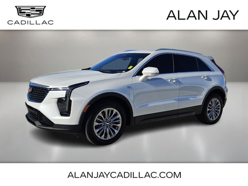 2025 Cadillac XT4 Premium Luxury's photo