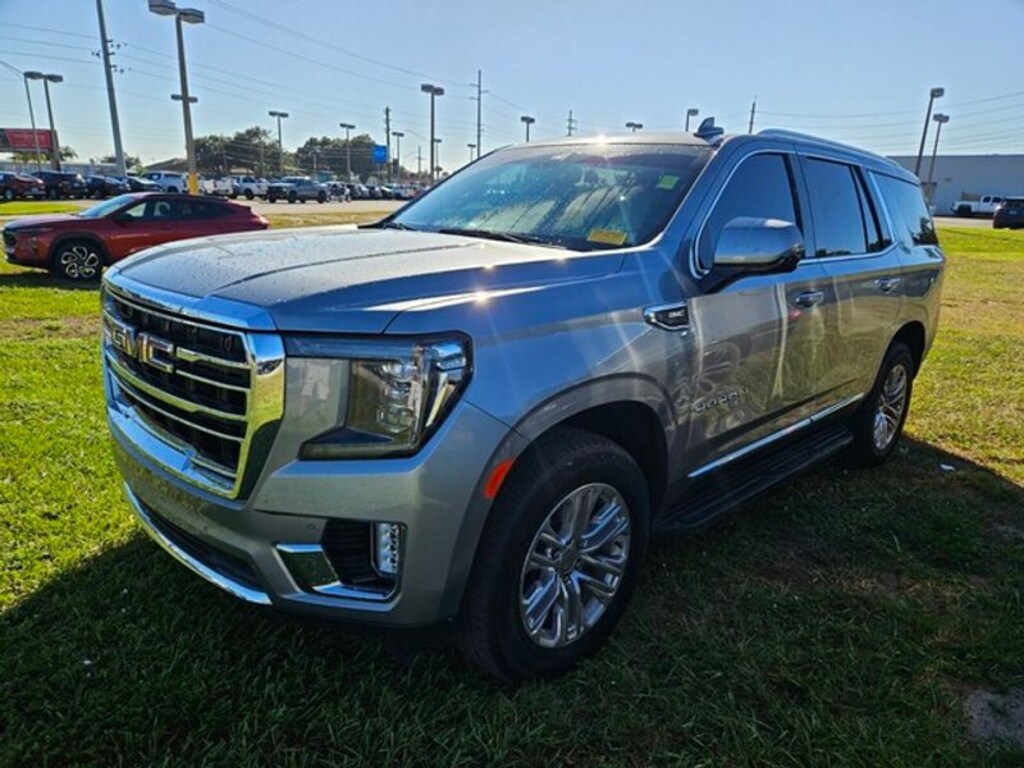 Used 2024 GMC Yukon SLT SUV