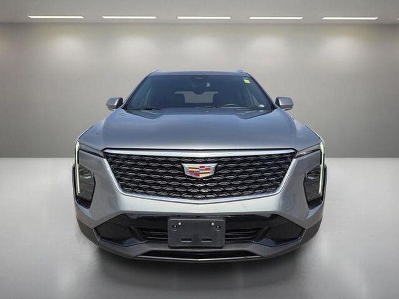 2025 Cadillac XT4 Premium Luxury - Photo 8