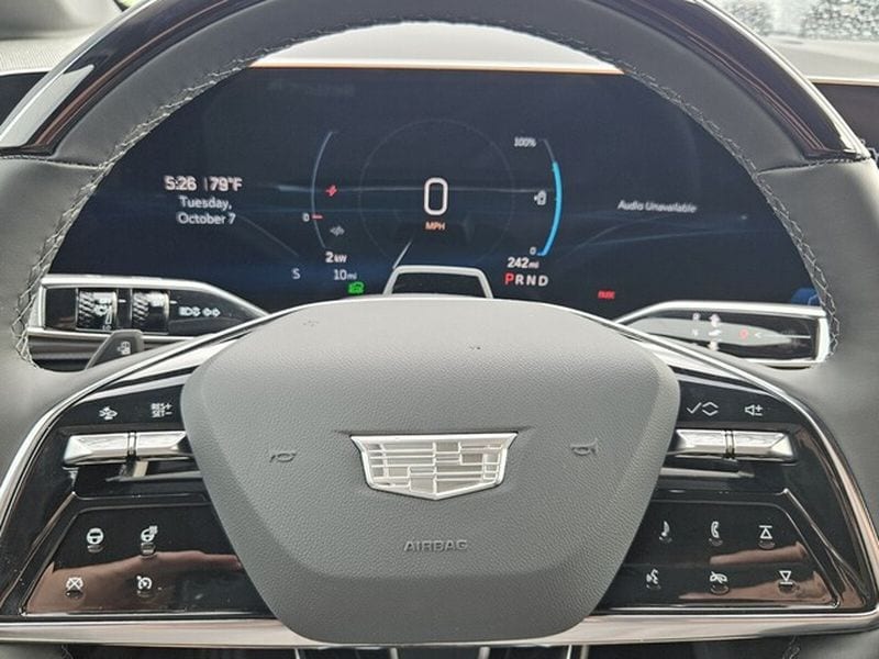 2025 Cadillac OPTIQ Sport 2 - Photo 14