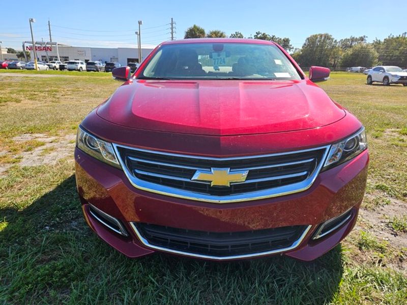 2019 Chevrolet Impala 1LT photo 2