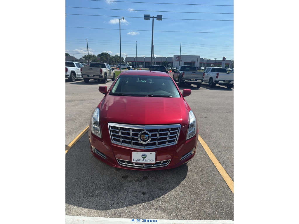 2015 Cadillac XTS 3.6L FWD Luxury Collection's photo