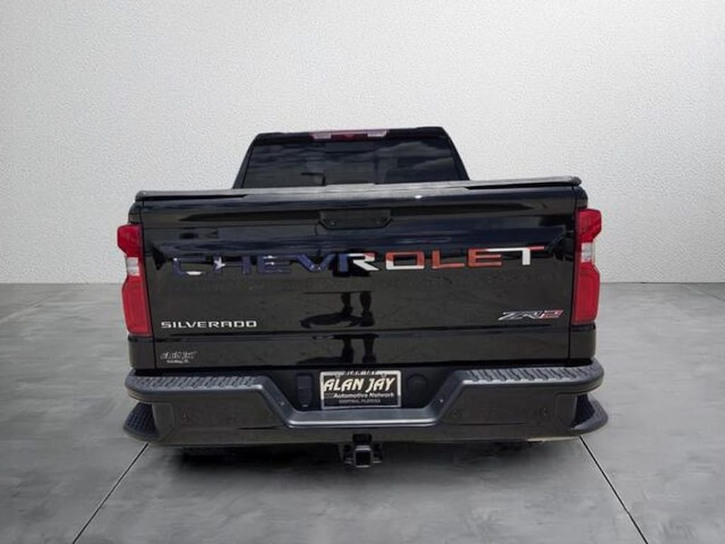 Used 2025 Chevrolet Silverado 1500 ZR2 Truck