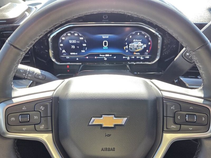 2025 Chevrolet Silverado 3500HD LTZ - Photo 20