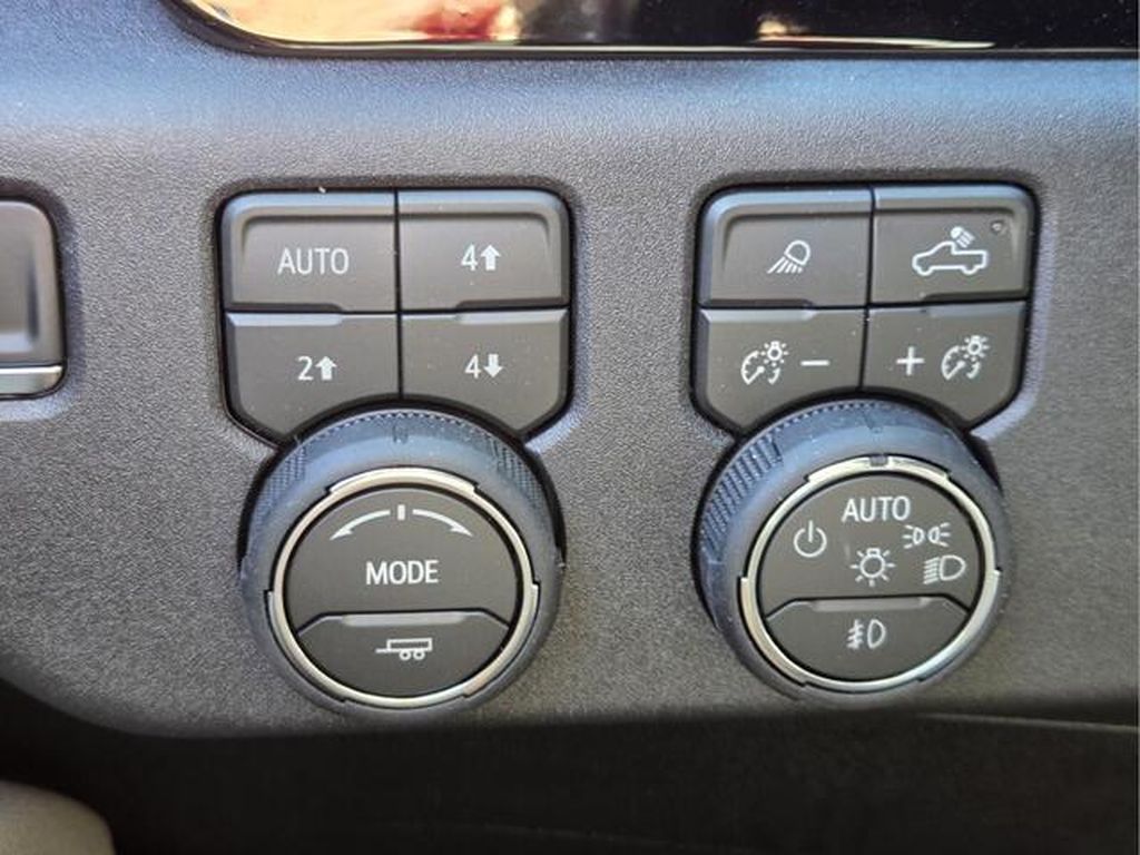 2026 Chevrolet Silverado 2500 HD ZR2 - Photo 31
