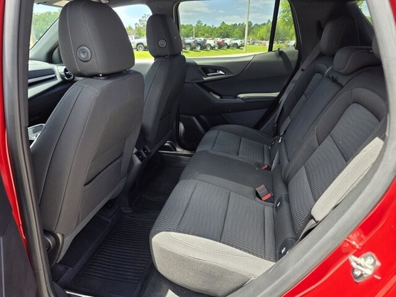 2026 Chevrolet Equinox LT - Photo 9
