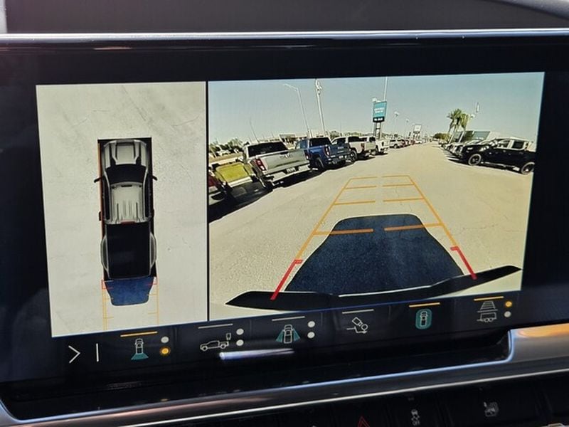 2025 Chevrolet Silverado 3500HD LTZ - Photo 19