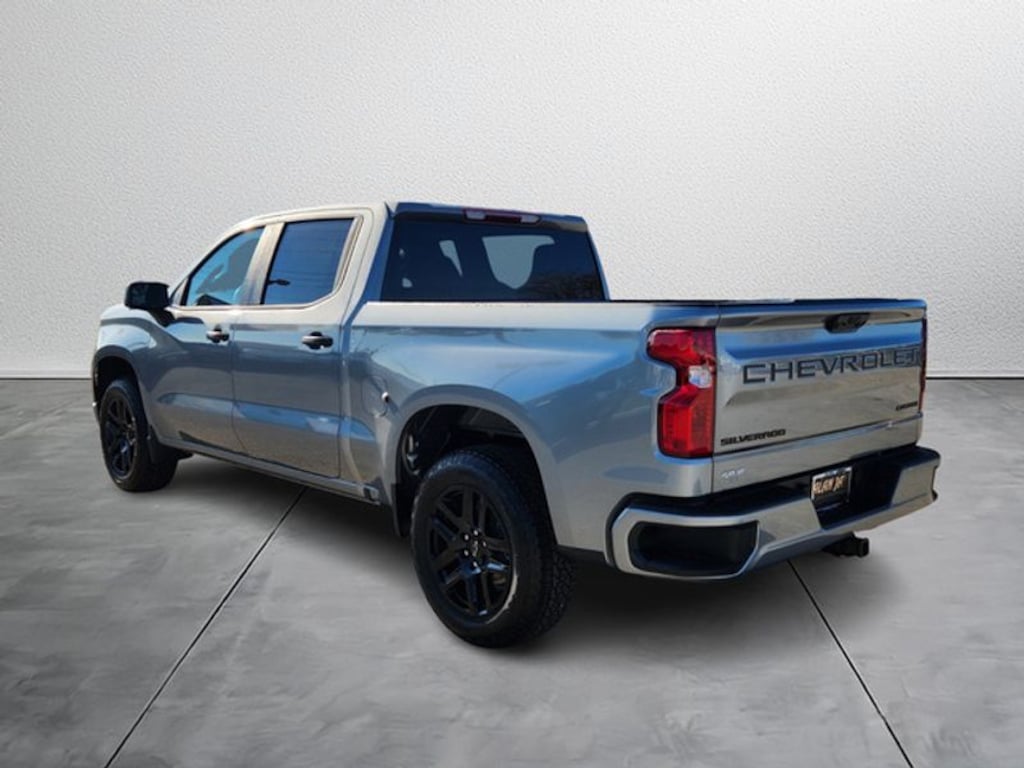 New 2026 Chevrolet Silverado 1500 Custom Truck