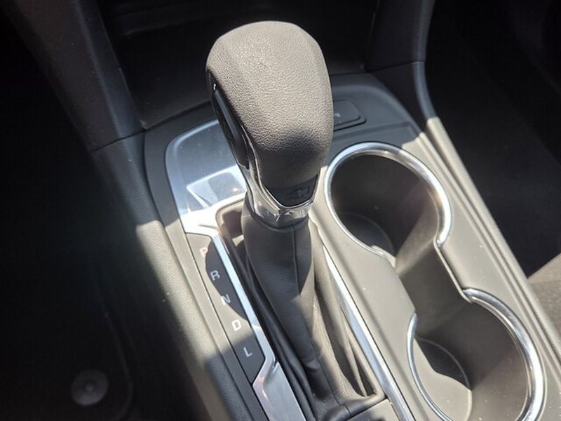 2024 Chevrolet Equinox LT - Photo 17