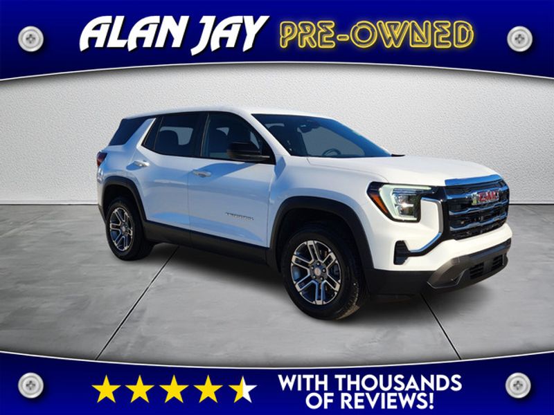 2025 GMC Terrain Elevation's photo